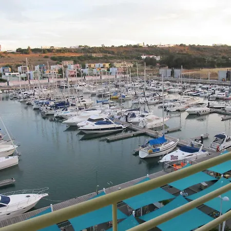 Amm Seaview Marina * Αλμπουφέιρα